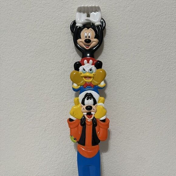 Vintage Disneyland Resort Back Scratcher Mickey Mouse Donald Duck Goofy 15" - Picture 5 of 9